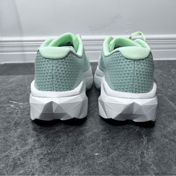 NIB New Balance Mint Green FuelCell SuperComp Trainer V3 Running Shoes Size 7.5B - Picture 3 of 12